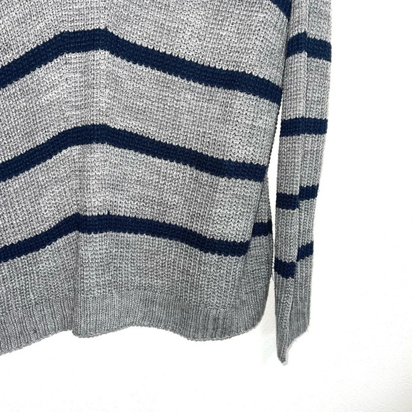 Maurices Heather Gray & Navy Blue Striped V-neck Knit Sweater Small Women’s - Picture 5 of 11